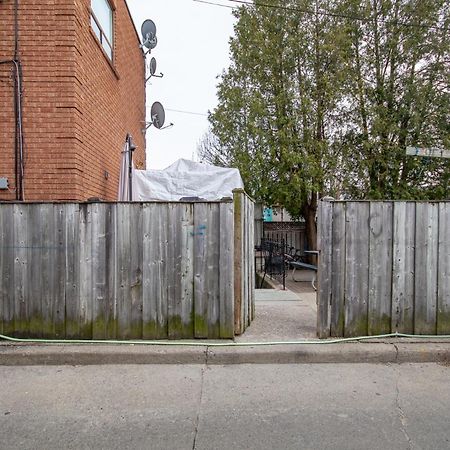 Cozy Home In Downtown Toronto! Екстериор снимка