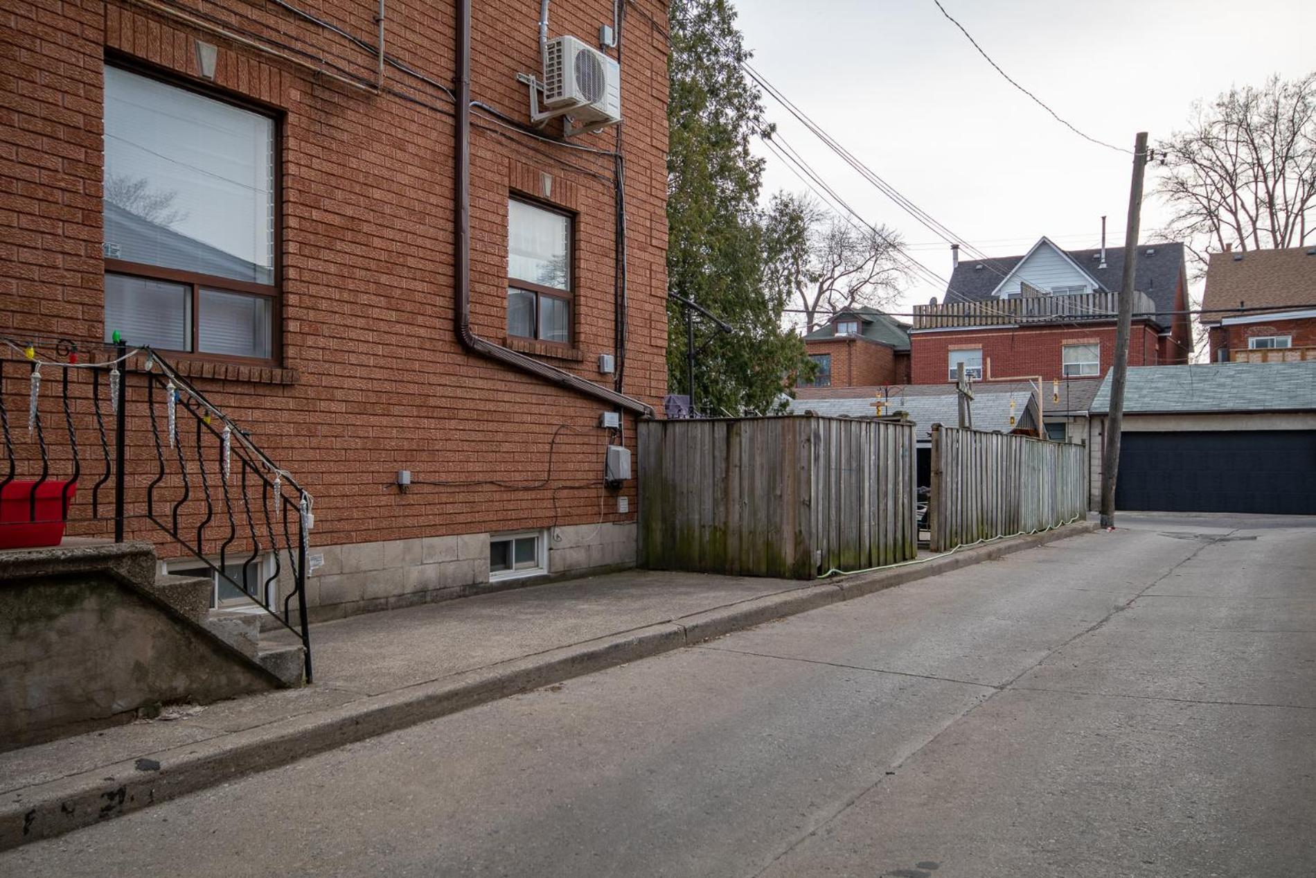 Cozy Home In Downtown Toronto! Екстериор снимка
